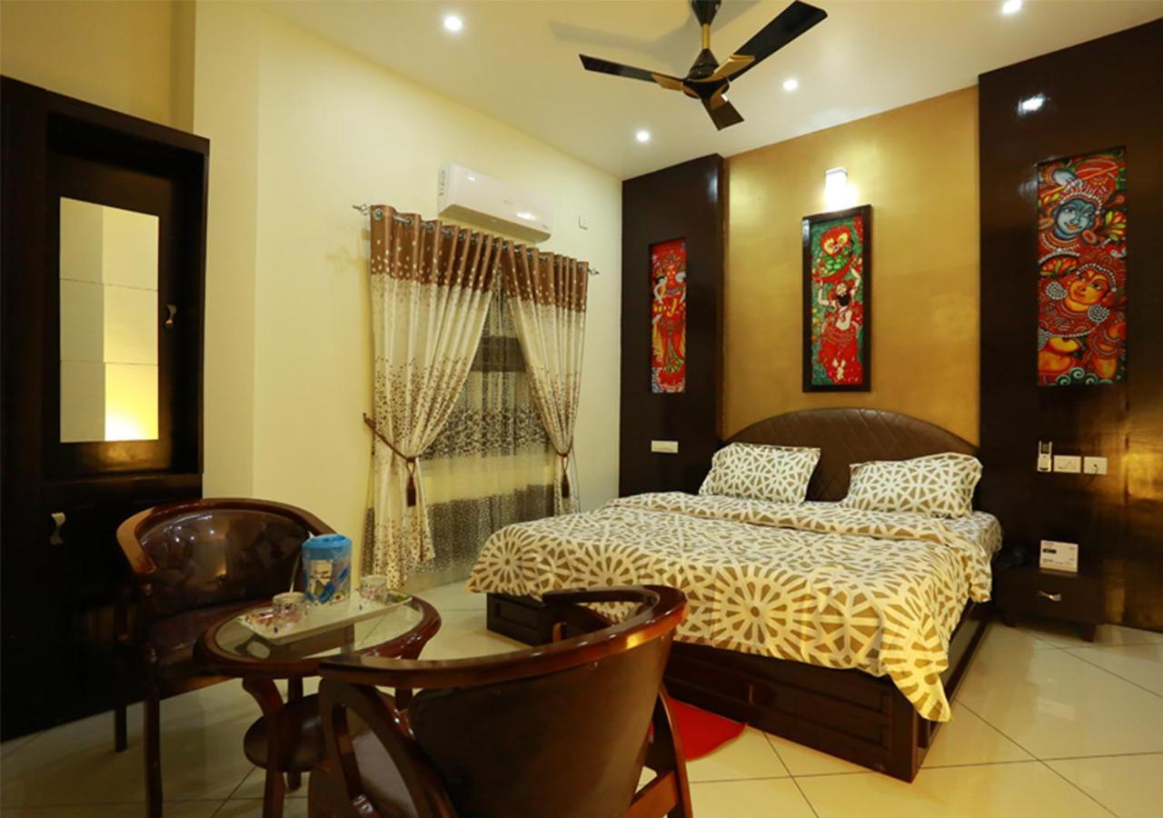 Hôtel Seethas Regency à Guruvāyūr Extérieur photo